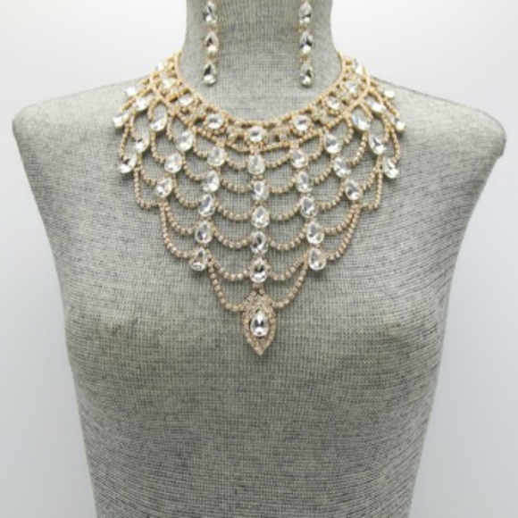 Crystal bib necklace set - Picture 2 of 4